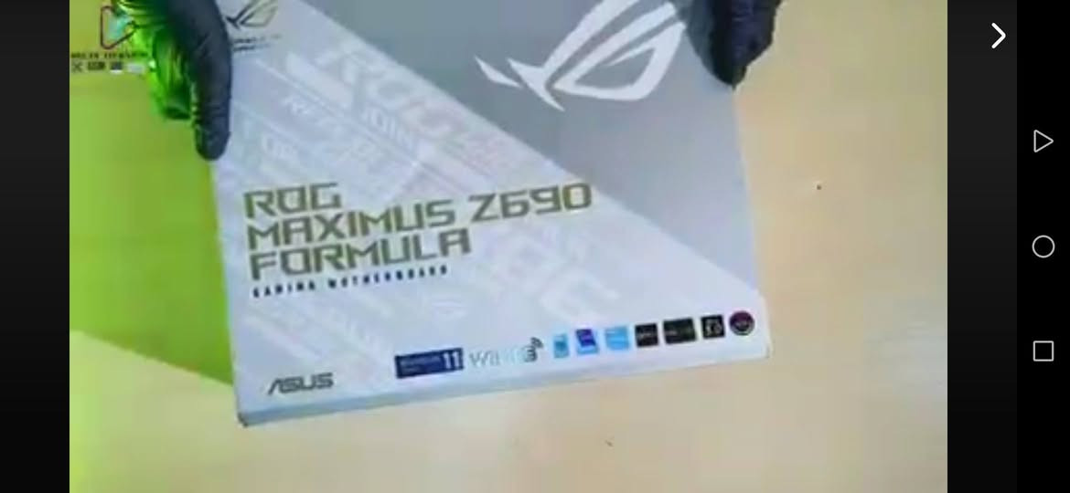 مواصفات الحاسبة
M. B ROG ASUS Z690 MAXIMUS FORMULA
Display 27 Acer 165 Hz 192‪0*108‪0 Full HD
CPU INTEL CORE I9 12900K
GPU Nvidia 3080Ti TUF ASUS
RAM 32 DDR5  FURY BEAST 5600HZ
HARD Samsung 980 pro 2*2TB
COOLER NUCTUA DH15 AIR COOLER
PSU FSP 120‪0 WAT PLATINUM EDITION
لمزيد من المعلومات خاص او الاتصال
***********
***********
متوفر واتس اب و ما ابيع قطع
