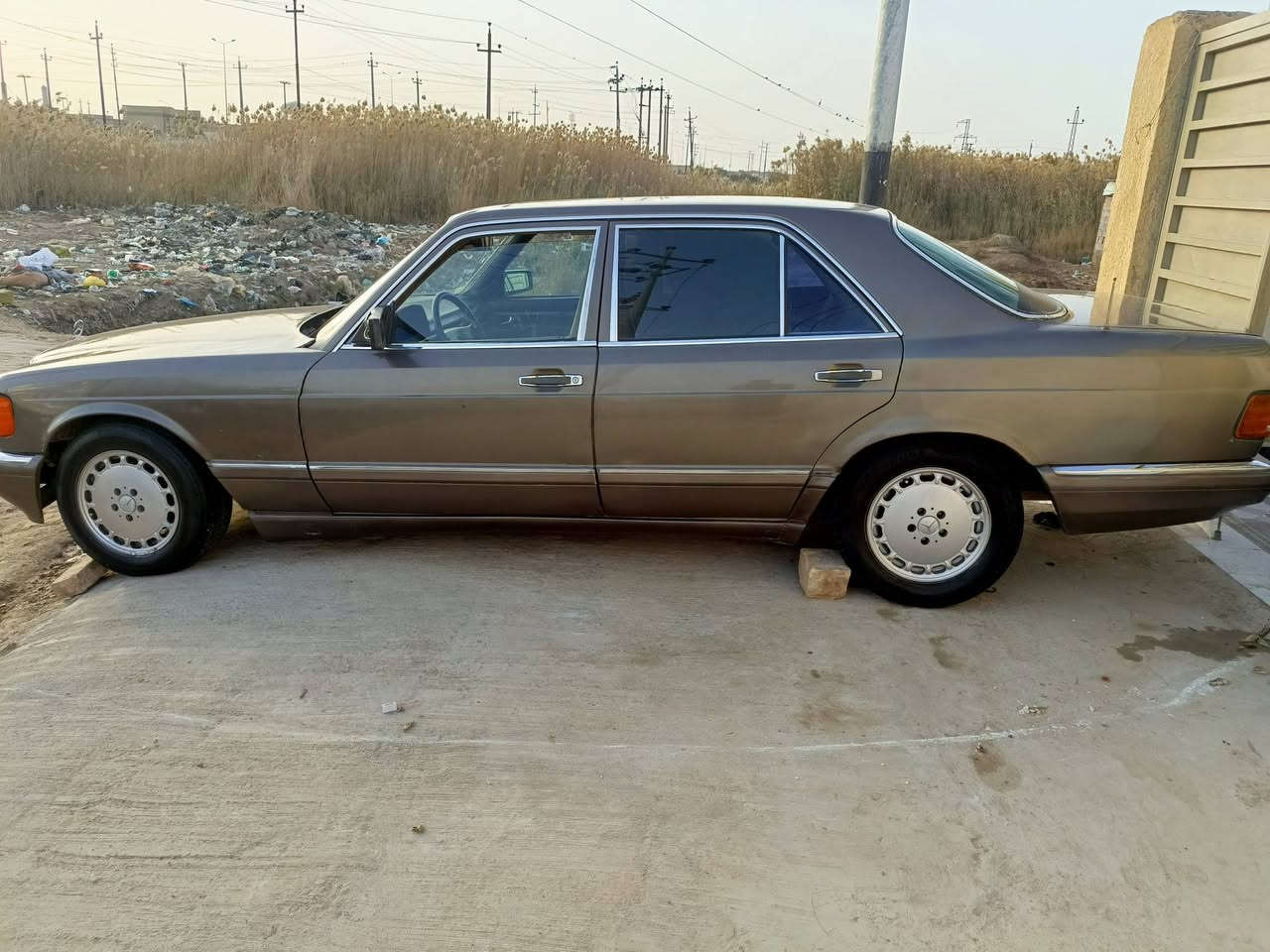 رئاسي موديل 90 مكينه ياباني سيارة حلوه وجاهزه رقم أنبار تبريد ثلج    دواخل حلوه نصبتهه حلوه للأستفسار اتصل وبالخدمه *********** السعر 34
