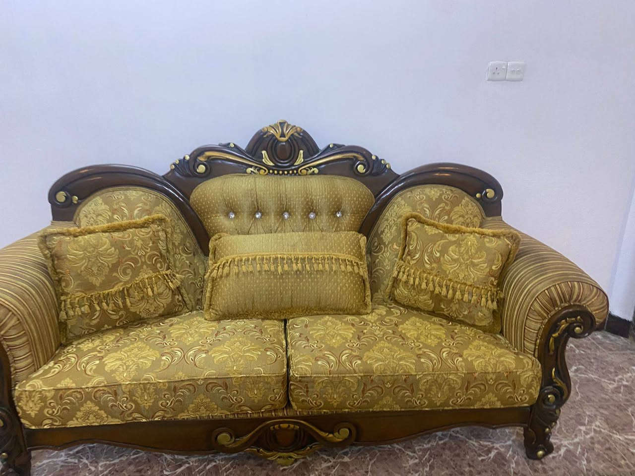 تخم ملكي عشر مقاعد النظافه 100/100 للبيع السعر مليون اونص


**إذا كنت صاحب هذا الإعلان وتريد حذفه لأي سبب، رجاءا أرسل رسالة إلى الدعم الفني**