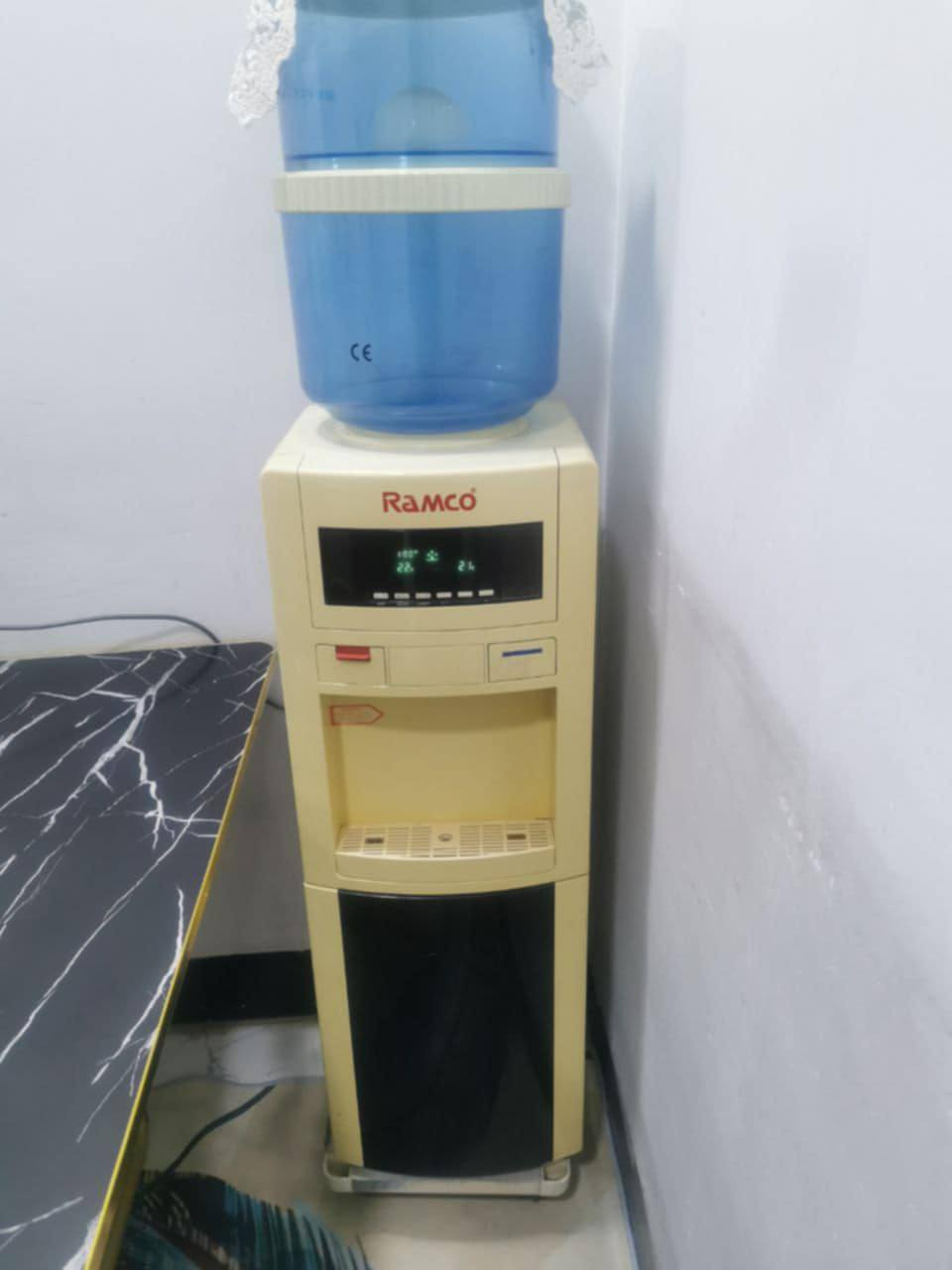 سكرن وعل خاص كلهم مكان واحد بيع مستعجل 
ثلاجه 165بي مجال 
ثلاجه ماي 65بي مجال 
الكاونتر 400بي مجال ملحق عدد اثنين معه 
والطخم القنفات 140بي مجال  العنوان حي الميثاق
@الجميع


**إذا كنت صاحب هذا الإعلان وتريد حذفه لأي سبب، رجاءا أرسل رسالة إلى الدعم الفني**