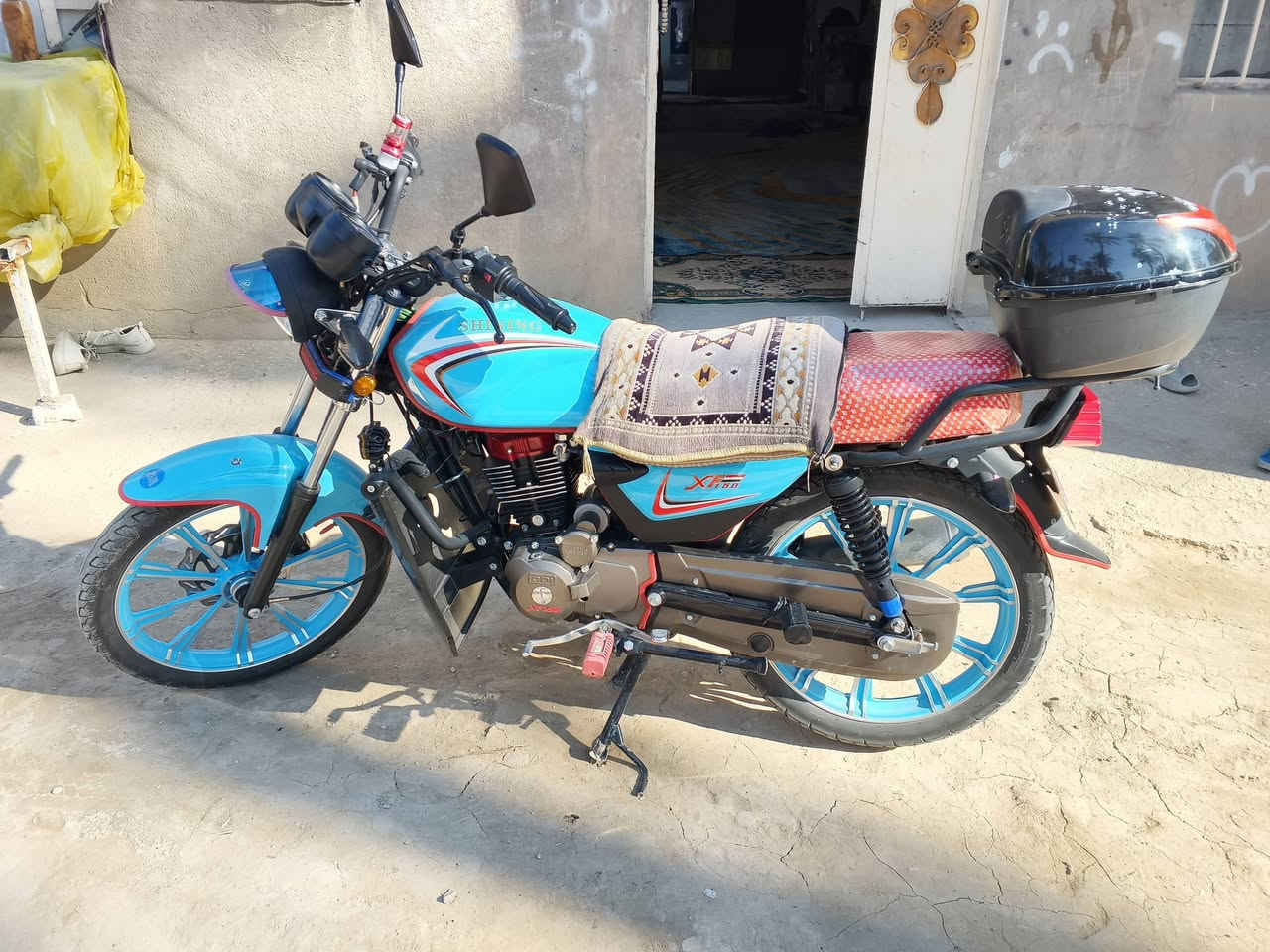 سلام عليكم دراجه شاينك 2023طالعه2024اريد اراوسه بستوته حسب القناعه راس ابراس كون من طوريج مستعجل ***********
