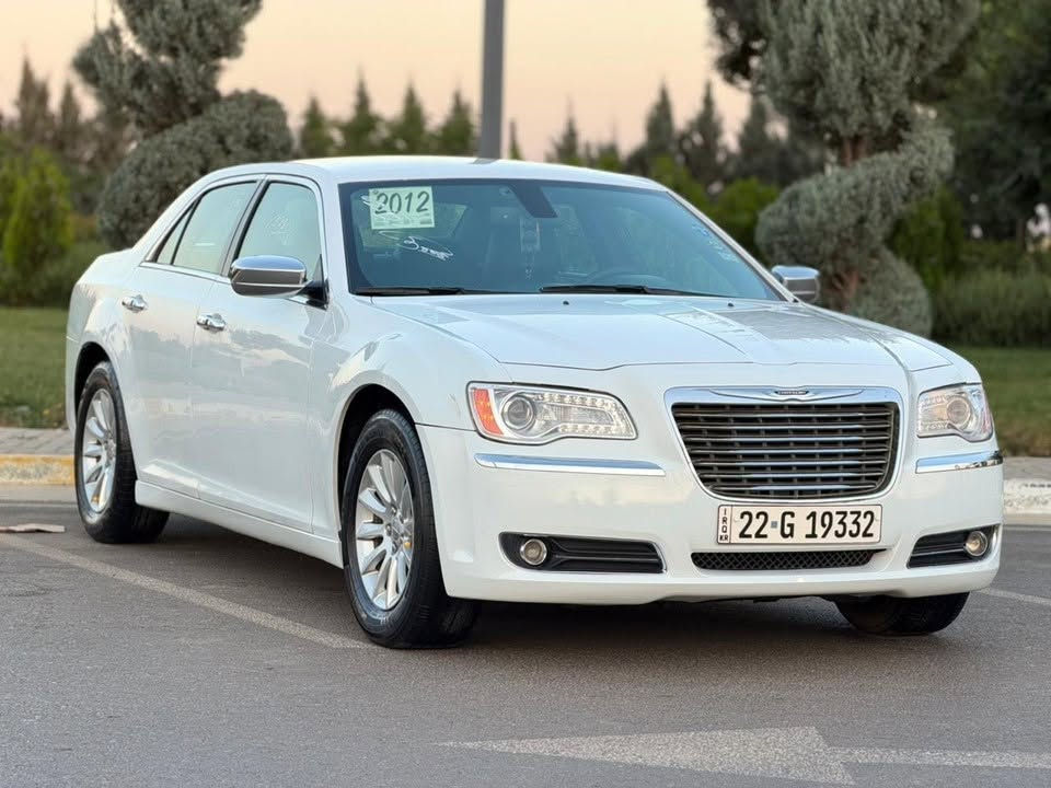 السلام عليكم
كرايسلر 300 (أوباما) موديل 2012 – فل مواصفات.

السيارة كلش نظيفة وحالتها ممتازة، مكينة وگير وشاصي بأفضل حالة وما بيهن أي ملاحظة. السنوية والرقم جديدات، والسيارة جاهزة للاستعمال بدون أي مصروف.

الصبغ: أربع قطع تجميلي فقط، بدون ضربات أو غرق أو حوادث.

اللي يدور على سيارة نظيفة وحقيقية، هاي فرصة.
للاستفسار والمراسلة عالخاص أو الاتصال.                  سعر ١٤٥بية مجال. رقم تلفون ***********. مكان سليمانية
