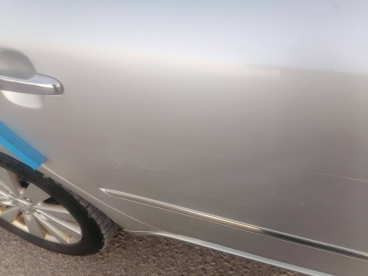 للبيع سوناتا وارد كوري وارد كوري 
السلام عليكم ورحمة الله وبركاته 
موديل / 2010 رقم بابل الإنكليزي الجديد
سنويه  (( بأسمي )) لحد 2027 
محرك 2000 حساس واحد
كير مكينه مكفولات 
حداديه من الطول للطول جديده لوك
تخم تاير جديد 
تبريد ثلج منظومة جديده 
داخل صاج
اشاير مري
شاشه تاب كامره خلفيه
كيجات ليزريه
منظومة زنون لايتات مع بلاجكتورات  اصلي وظمان 
هورن بوش  
السياره بيها طخه بسيطه التكمه الجوه يم  نرماده مال باب السايق 
بيها كم قطعه صبغ وَلكن ابيع احزام حته اكون صادق بكلامي ((شواصي لغود قماره تكم جاملغات خلفيه مكفولات كفاله)) السعر 105 وبيها مجال بسيط  والي ميعجبه السعر يدعيلنه بالخير 
للاستفسار او الاتصال
*********** قاسم
