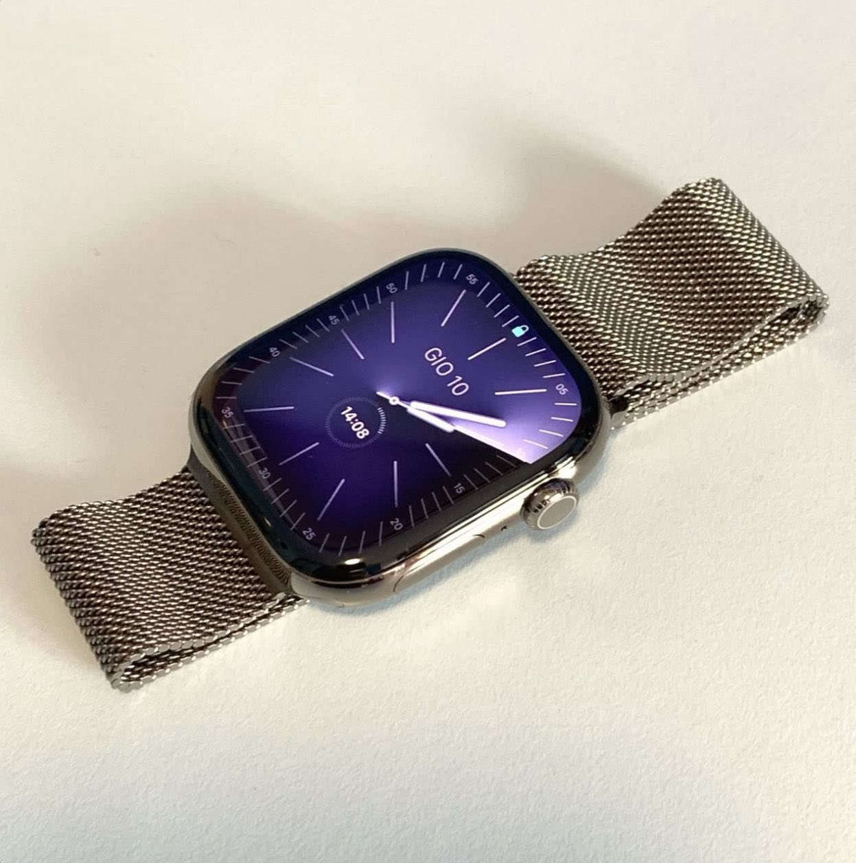 ساعه أبل ⌚️Titanium Edition👉👉
جمال القطعه 🩸يم المهيب بس💪🏻
جبتلك الشي المميز اله لباسته 
 النزاكه والرقي والجمال والمتانه والذوق
 التيتانيوم الفضه المصقول حتى السير
اعلى فئه بالساعات  /داعم خلوي
شاشه ياقوت ضد الخدش
خلفيات للساعه اوبشنات خاصه🔴
 هذي ثاني قطعه  فضي ادخله للعراق👁️‍🗨️🔝👁️‍🗨️
                 جيل  1️⃣0️⃣🔥
حجم  4️⃣6️⃣  ⛩️ 
               بطاريه  9️⃣6️⃣🔋
نظافه  1️⃣0️⃣0️⃣💯💯
                 ذاكرة  6️⃣4️⃣  💾
استيراد خاص
مركز سيمو المايسترو دورة شارع الصحه
👉👉***********
‎اتصال 📞واتس اب /للحجز
توصيل لكل العراق 
تابعني لان انت مميز حتى تشوف المميز
