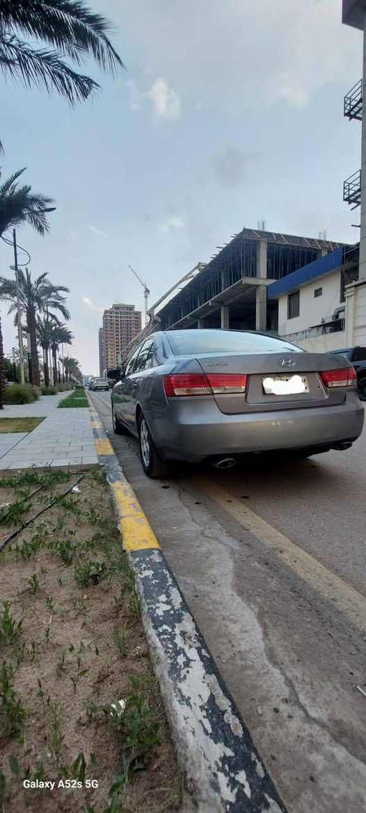 📍للبيع
سيارة سوناتا رصاصي 2006
بغداد
٦ سلندر 3300
ماشية 187 الف
تم عمل صيانة حديثة لها استبدال
جاملغ امامي
دعامي امامي خلفي
مازدات
صبغ حزام
باتري وطوبات ودسكات جديد
الصور موضحة
وارد أمريكي 
اي غرامة او كلفة الرقم يتحملها البائع
مكان السيارة بغداد اليرموك

المراسلة على واتس اب : ***********
