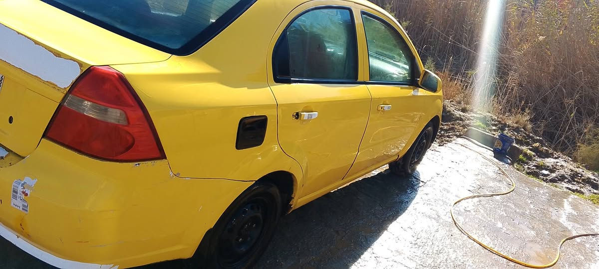 افيو للبيع

 موديل 2007محرك مسكر خليجي 
سنويه ل2030مصفره هيئه وغرامات 
السعر 45وبيه مجال الاستفسار الاتصال ع الرقم *********** مكان السياره بابل الشوملي
