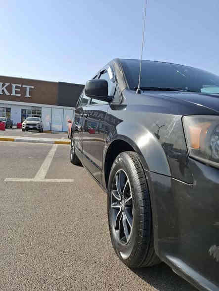 السلام عليكم

🛑 دوج كرفان كلين تايتل  موديل 2018 

🟥 رقم / بغداد الماني

 

🔴 مواصفات  SE

🚙ماشية ١٣٢ الف

تشغيل عن بعد

تحكم ستيرن جهتين 

شاشه 

كامره خلفيه 

كشنات بلع 

مانع انزلاق 

تبريد 3 قطع

جام 6 كهرباء 

تخم تاير جديد 

ابواب ميكانيك

جنطه ميكانيك 

7 راكب كشنات منفصل 

محرك وكير مكفول 

محرك 3600 (v6)

حادث / بدون حادث تقرير مياه امطار واجتي شغالة بدون اي شي .. 

💵 السعر 177وبيه مجال قليل

العنوان / بغداد _ بالبياع او الغزالية 

للاستفسار/ المراسله على الواتساب اوالاتصال 

الرقم / ***********

ملاحظة /اني مكلف بالنشر فقط 🚔🚔🚔🚔🚔

اتصل واستفسر
