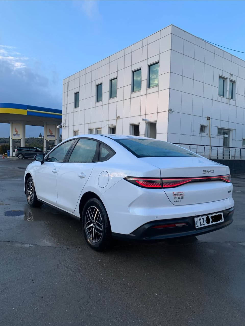 Byd 05   2025
سياره كه هيجي نيه ده حامي لو ده حامي به شه رت ره قه م هه وليره  5هه زار روشتوه سعرش 135مه جال
*********** أربيل, العراق
