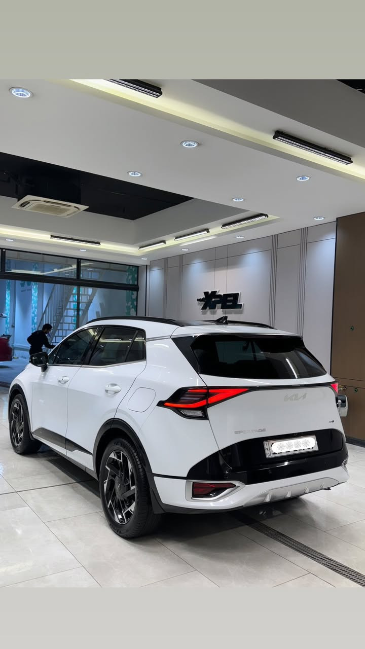 للجناي للجناي اقره التفاصيل .... بيع فقط 
كيا سبورتج Getty Line خليجي جيتي لاين 2025   
اخت الزيرو ماشيه 5 فقط كفاله عامه حته من 
الشخوط والرصعه رقم بغداد ....... 🌸✨

المواصفات معروفه 
بصمه 
بانوراما 
جلد 
محرك 2.0 لتر 
كراسي كهرباء 
كامرا خلفيه 
حساسات 
تدفئه  مقاعد
تشغيل عن بعد 
جنطه كهرباء 
تكييف دبل زون 
مصابيح LED
ويل كب حجم 19  
داخل جلد اسود 
تحكمات ستيرن 
شفتات ستيرن 
--------------------------------------
مكان سياره بغداد الكاظميه الشراي يتصل 
📱: ***********
