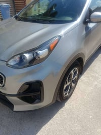 سبورتنج موديل 2022 رقم اربيل ماشيه 28 سياره بدون صبغ وتبديل حادث خفيف ...