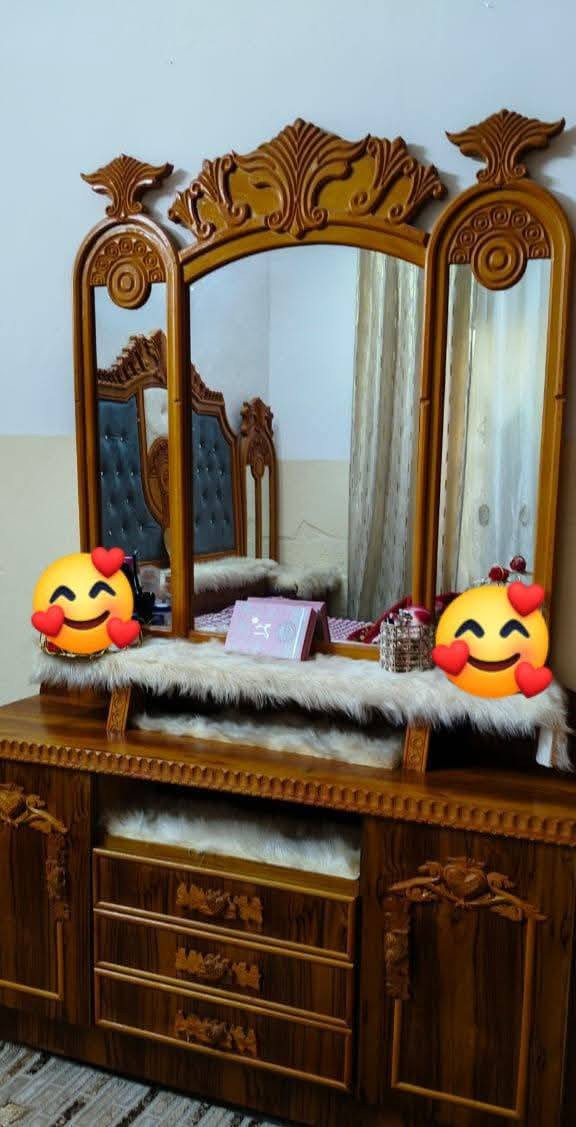 غرفه نوم للبيع استخدام شهرين مابيها اي ضرر اشتريتها 950/ادفع  سعر اذا عجبني السعر ابيع


**إذا كنت صاحب هذا الإعلان وتريد حذفه لأي سبب، رجاءا أرسل رسالة إلى الدعم الفني**