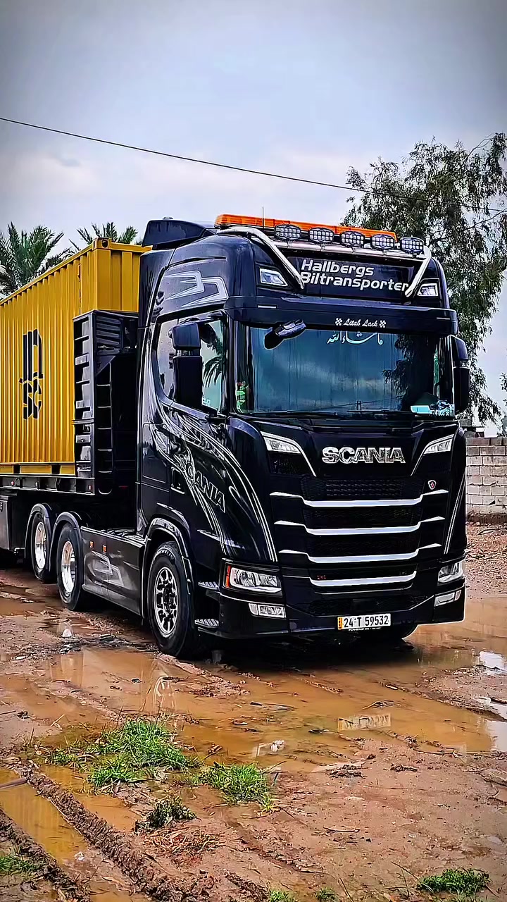 البيع سكانيه سحال 2017 كامل موصفات مكينه 500 S كامره حساس جوبلس امامي ثلاجه تخم ويل كروم سياره صار شهر من ترقمت عربانه حدادي اربع دناكير  رقم دهوك ***********
