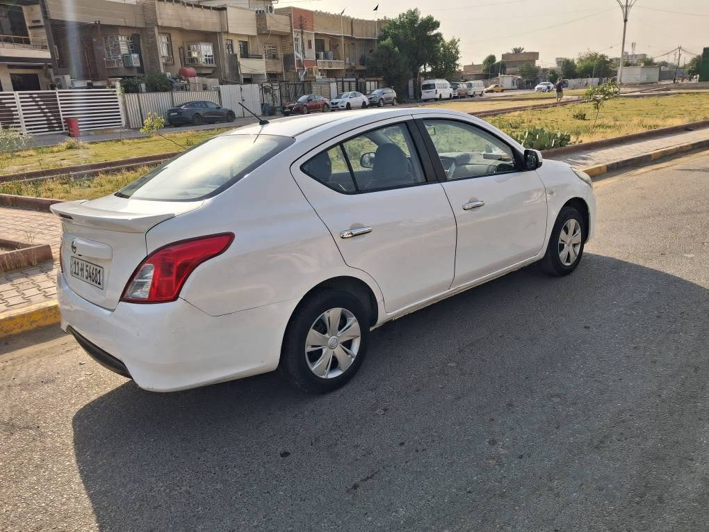 سياره سني هندي موديل ٢٠٢٠ بيه ضربه ب جاملغ الخلفي الايسر ومصلح وضربه خفيفه ب جاملغ الأيمن ومصلح مكينه كير تبريد خير من الله سنويه وهزه هاي سنه جديده التواصل ***********    غير متواجد على فيس بوك بغداد, العراق
