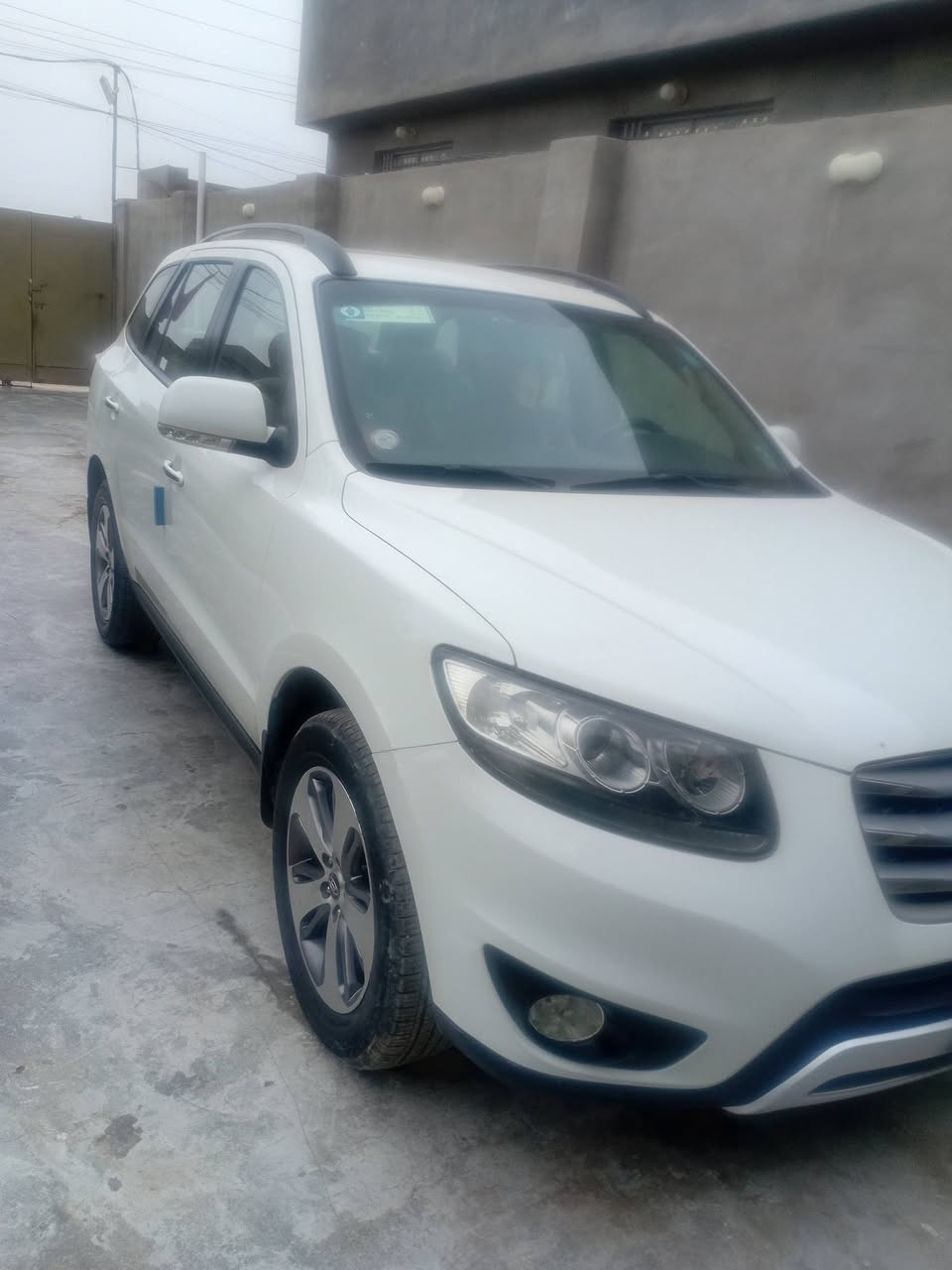 اسلام وعليكم سنتافي مديل ١٢ بسمي فول محرك جديد كيرجديد تخم تاير السياره جديده مال بيت ٧ راكب  مكينه ٦ فتحه كشن كهرباي  مكاني بغداد السعر ١٥٣  رقمي ***********
