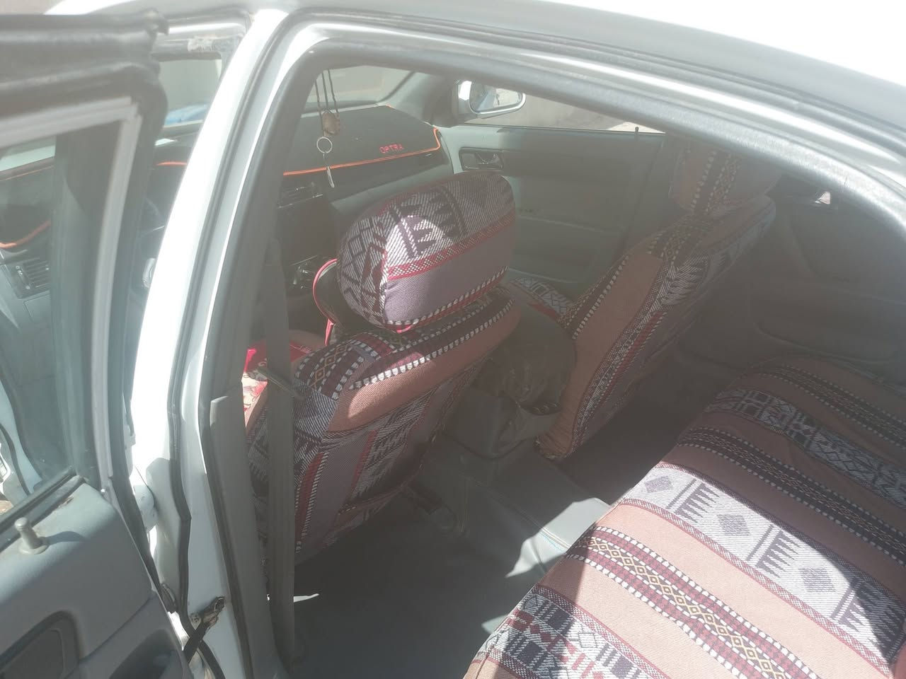 ا
لمواصفات داخل الصور والسعر 85

رقم الهاتف ***********
