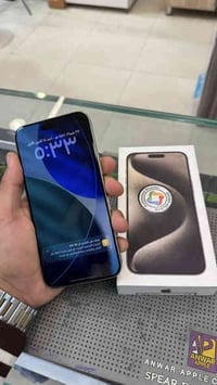 15برو ماكس ماستر ذاكره 256 بطاريه 84 جهاز نضيف ما مفتوح سعره مليون و 4...