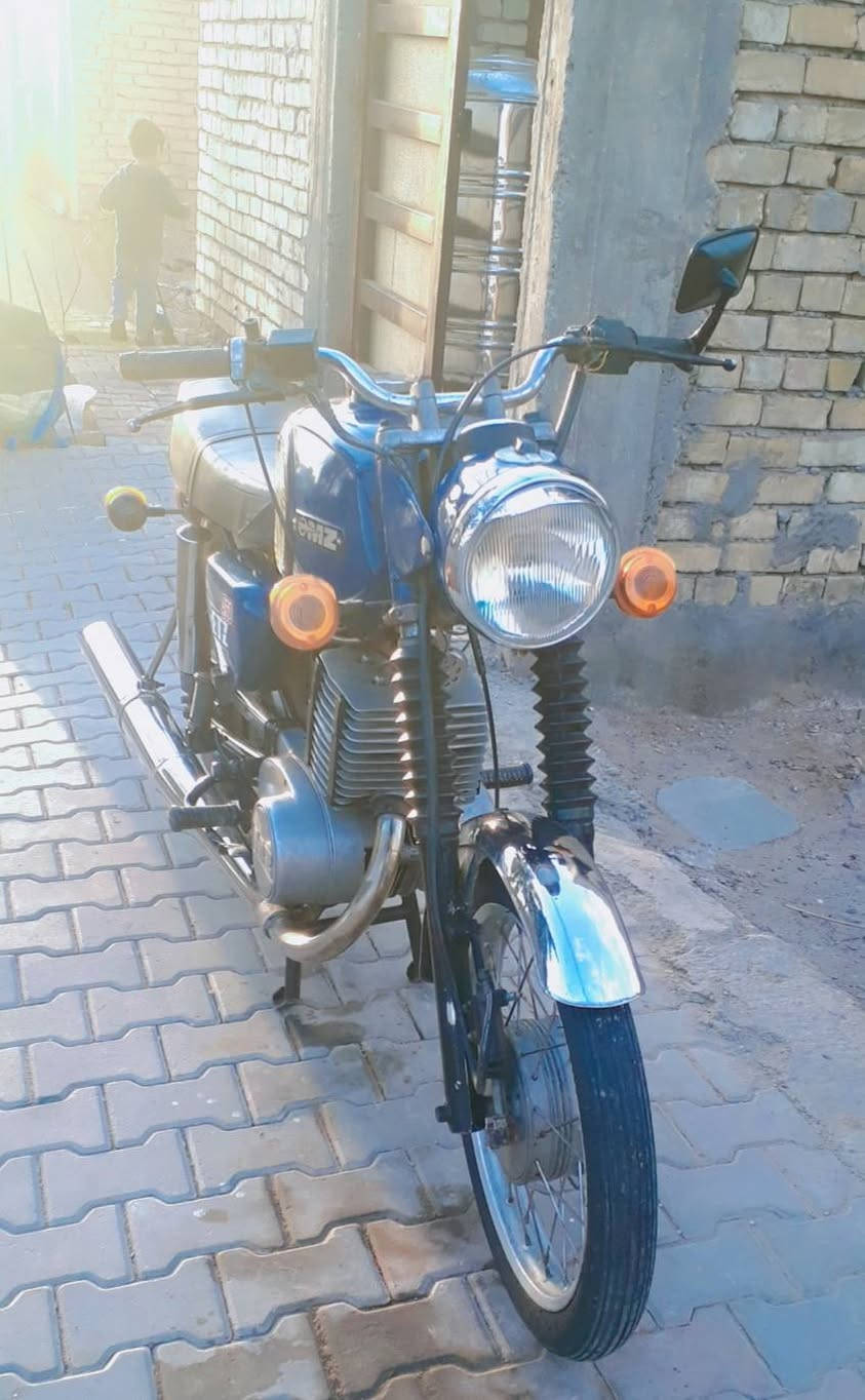 سلام عليكم دراجة MZموديل81
كصة3 لحيم بس بل خشم
الكهربائية كلهة شغالة
دراجة نضيفة سعر900 الف الشراي يتصل او يجي خاص ***********
