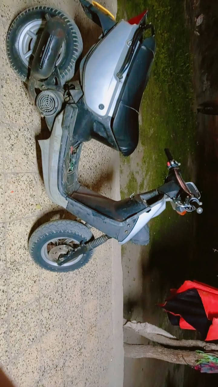 السلام عليكم ورحمة الله وبركاته مرة خصة الأدمن
دراجة نارية يوماها جبلي
السرعة. 60
السعر 250 الف
دراجة كاملة اي نقص مابيهه
مكاني. بغداد جسر ديالى الجديد
الاستفسار عن هذا الرقم *********** او المراسلة عبر الخاص
