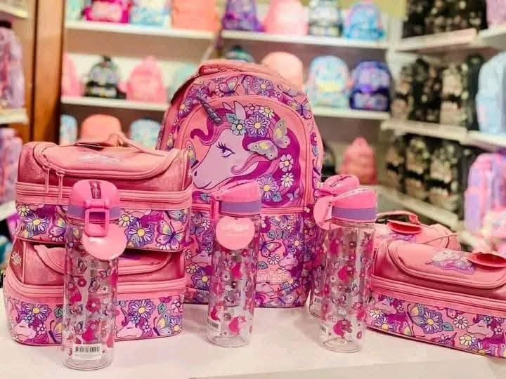 جماعة انا عندي كمية كبيرة من شنط المدارس 🎒ببيعها بسعر الجملة من اول  و125ج و160ج وعندي تشيرتات مدارس بنات واولاد ٨٠ج و٩٠ج
وكاشات ب40وحريمى ورجالى #باسعار حرق من الاخر🤗
جماعة انا عندي كمية كبيرة من شنط المدارس 🎒ببيعها بسعر الجملة من اول  و125ج و160ج وعندي تشيرتات مدارس بنات واولاد ٨٠ج و٩٠ج

https://chat.whatsapp.com/EOGO40TYQDLHaCH3R64aVa?s=cl&p=a&ilr=0 دا لينك جروب مصنع جمله من اول قطعه وجمله للتجار انضموا لي عندنا شحن لجميع المحافظات والدفع عند الاستلام


**إذا كنت صاحب هذا الإعلان وتريد حذفه لأي سبب، رجاءا أرسل رسالة إلى الدعم الفني**
