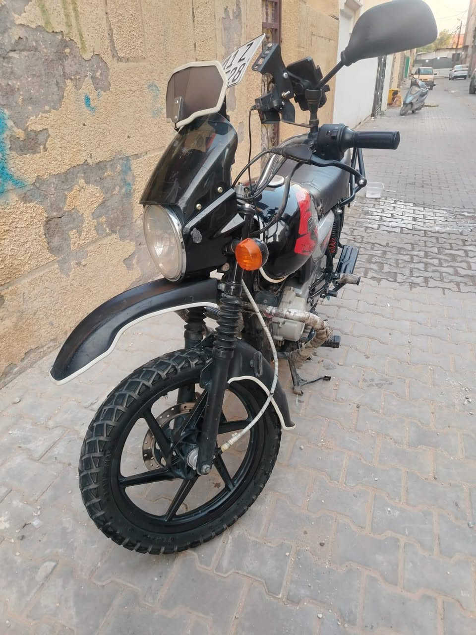 سلام عليكم دراجه بوكسر موديل 2023شهر11دراجه نزلتها بل 2025رقم وسنويه تحويل ثاني يوم دراجه كفاله عامه لسعر 2300وبيها مجال لعنوان بغداد لشعله رقمي *********** متواجد واتساب

