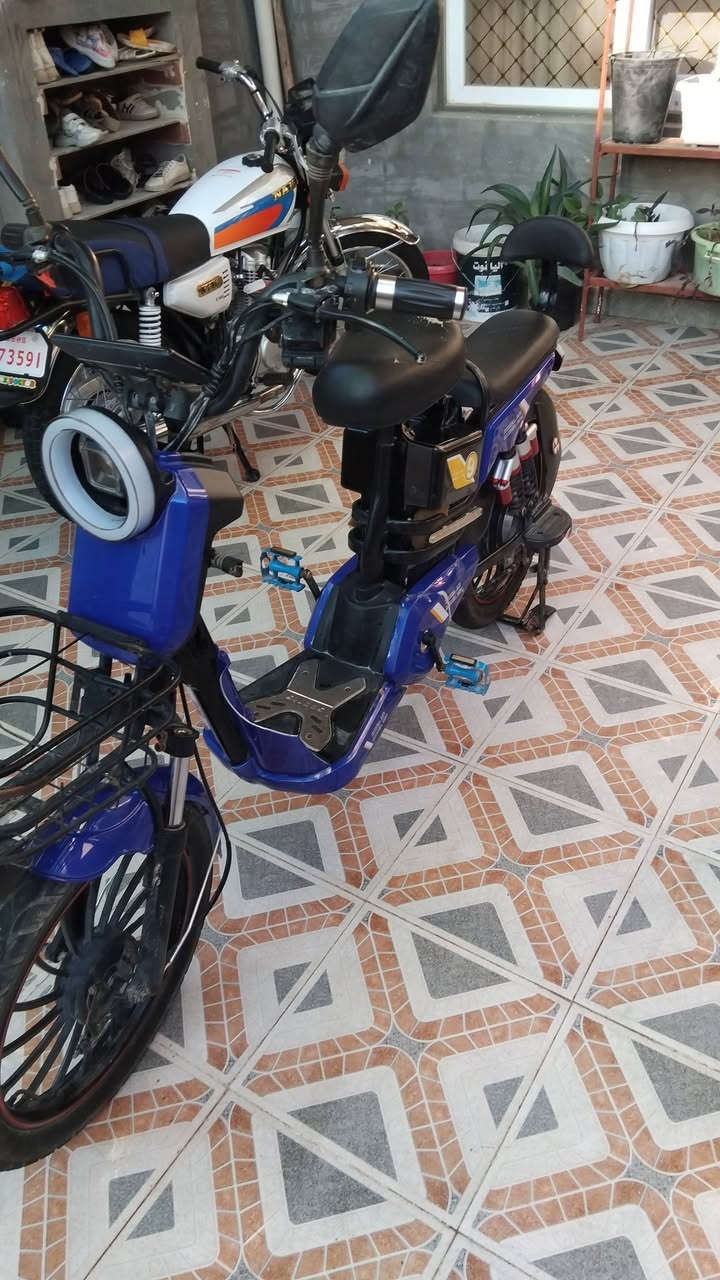 السلام عليكم دراجة شحن للبيع نقص بس شاحنة 
الاستفسار *********** بعقوبة التحرير
