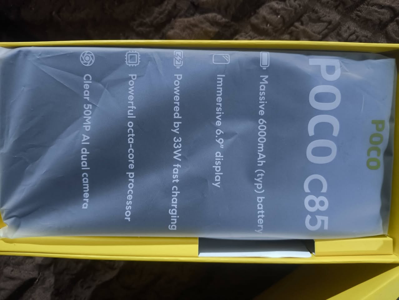 بوكو C85 جهاز جديد صارله يومين مو مفتوح من كارتون
اذكره 256 و الداخليه 8 و بطاريه 6000

 تليفون زلغ مابي غراضه كامله 

جهاز سعره من اشتريته 175 الف. رايده هسه ب 150 الف بيعه مستعجله 

 موجود توصيل لكل المحافضات

عنوان البصره حمدان

***********
