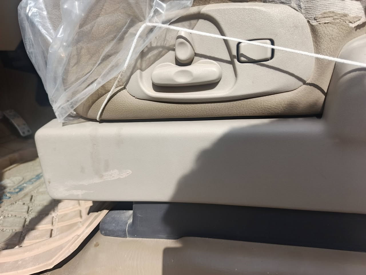 باجيرو فول موديل 2014  سعر 145 ورقه بيه جاملغ وبيه كلير بنيد وجاملغ السيارة فتحه زراك لايت تحكم ستيرن جلد مكينة 3500 السيارة مال جناي جديدة كلش رقم انكليزي  مكانها الدوانية
***********
