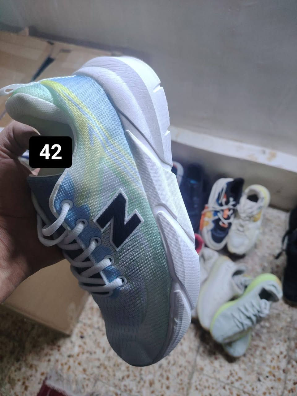 منشور خاص قياس 42متوفر كل قياسات 39ال45 سعر قطعه 15
يوجد توصيل جميع محافظات العراق 5الف 
رقم الهاتف ***********
