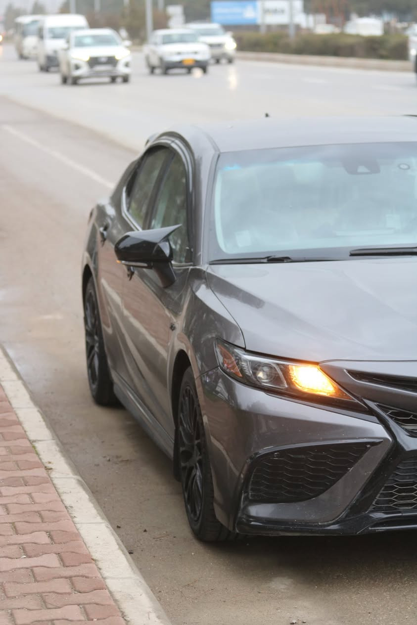 السلام عليكم ورحمة الله وبركاته
كامري مديل 2022 بغداد باسمي

بدون ايرباك حادثها بنيد 

ودعامية امامية فقط صبغ 

الباقي كفالة من الصبغ 

السيارة ماشية 46 ميل 

مكان السيارة بغداد 

السعر. 188    وبيها مجال بسيط 

صور الحادث بالمنشور + السونار

***********
