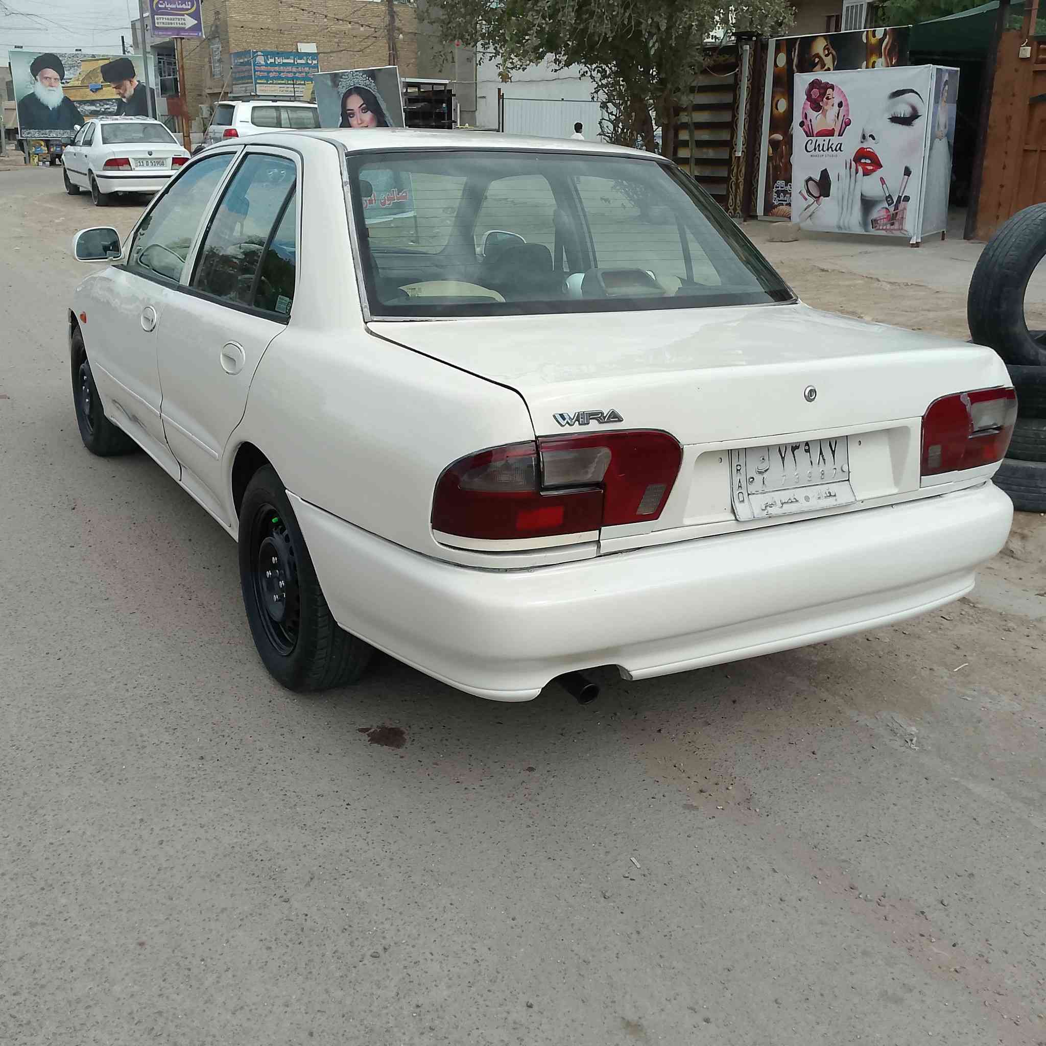 السلام عليكم بروتون ويرا 2001سياره حلوه جاهزة كير اوتوماتيك تبريد شغال السعر 50وبيها مجال بسيط مكاني السيديه ***********
