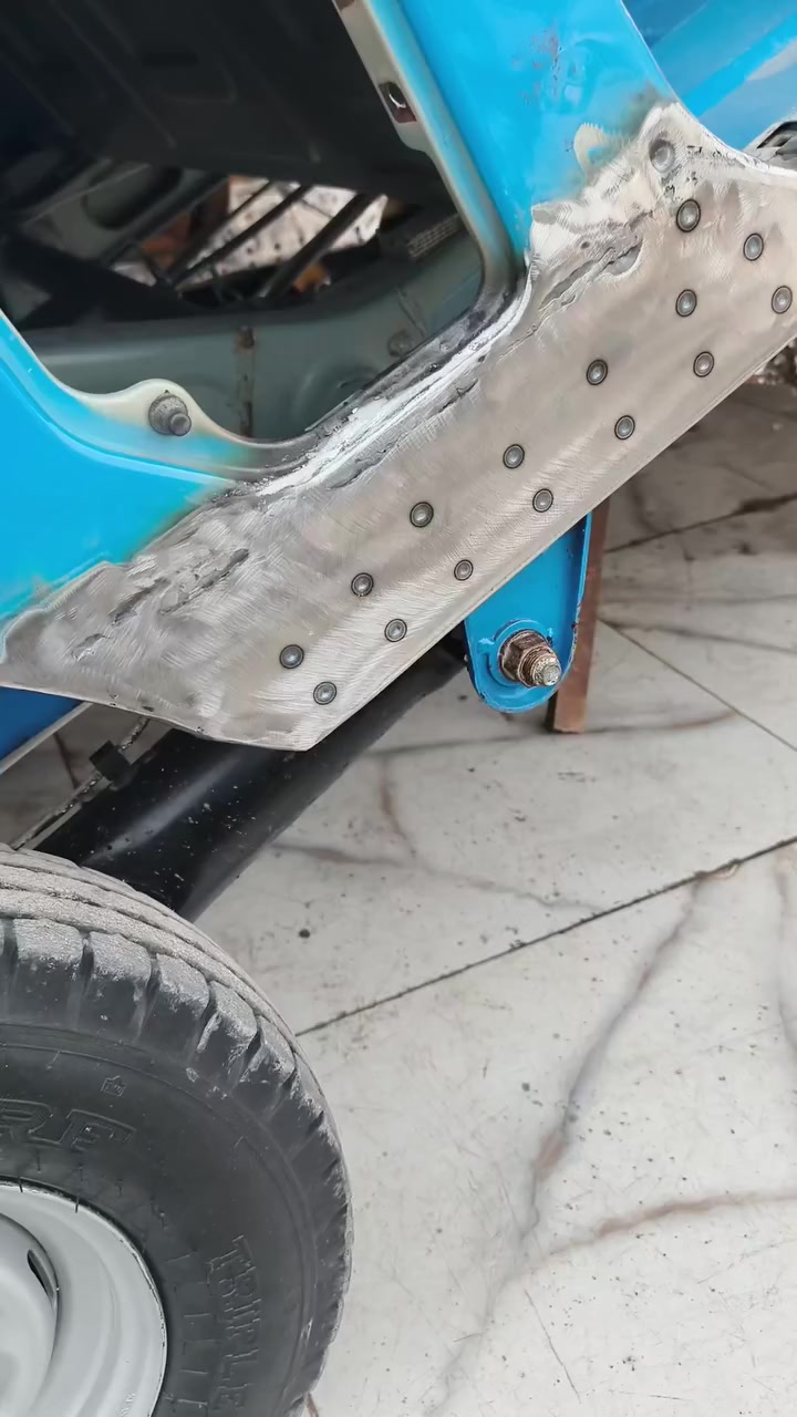 سلام عليكم تعمير خياس
عل وضع الشركه ويامر امر ابن ولايتي
ونه خادم لشباب  
رد الذهب للذهب اخوكم عباس السمكري 
***********
