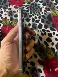 ايفون ١٥ برو ماكس • ٢٥٦ • بطاريه ٨٦