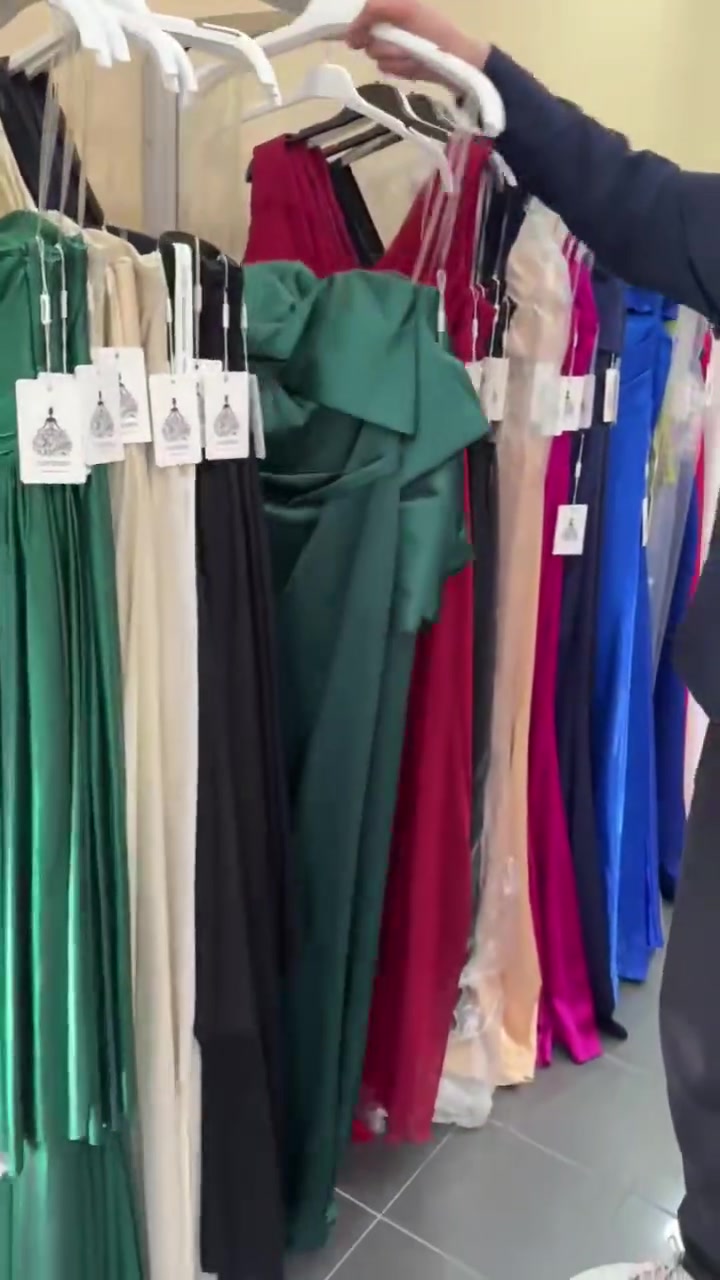✨️شروة فساتين سهرة 150 سيريات نظامية ️ السعر 14$
🌟للحجز والاستفسار على الوتس👇
+905377654036


**إذا كنت صاحب هذا الإعلان وتريد حذفه لأي سبب، رجاءا أرسل رسالة إلى الدعم الفني**