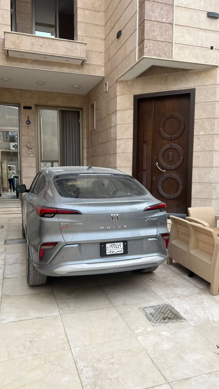 بيوك انفيستا 2024 فئة افينير اعلى شي
محرك ١٢٠٠ توربو
محرك و كير و ميكانيك نفس التراكس
مفوله للاخير عدا الفتحة
كشنات جلد
كشن السايق كهرباء
شاحن وايرلس
تدفئة كشنات
تدفئة ستيرن
نقطة عمياء
بصمه
دشبول متصل
عدادات ديجيتال
تبريد بيانو ديجيتال عكس باقي الفئات تحكم عادي
اضائة FULL LED  امامي خلفي
جنطه شفط كهرباء
رادارات ٣٦٠ امامي جانبي خلفي
مري جانبية تعتيم ذاتي
تشغيل عن بعد
ويل ١٩
ترايش بيانو بلاك اسود لامع عكس باقي الفئات يجي طافي
دوس هاي الفئة نفس لون السياره باقي الفئات تجي لود اسود
جام ٤ اوتو
هند بريك بصمه
ستارت ستوب انجن
محافظة عالمسار
رادار امامي تفاعلي ذكي يخفف وحده
داخل اسود
حادث موضح بالصور بدون ايرباك
فقط الصندوك صبغ و حافة البنيد
ماشيه ٢٠ ميل
منفيس باسمي
مكان السيارة حلة
السعر ١٦٥ و بيها مجال
للاستفسار
***********
متوفر واتساب
