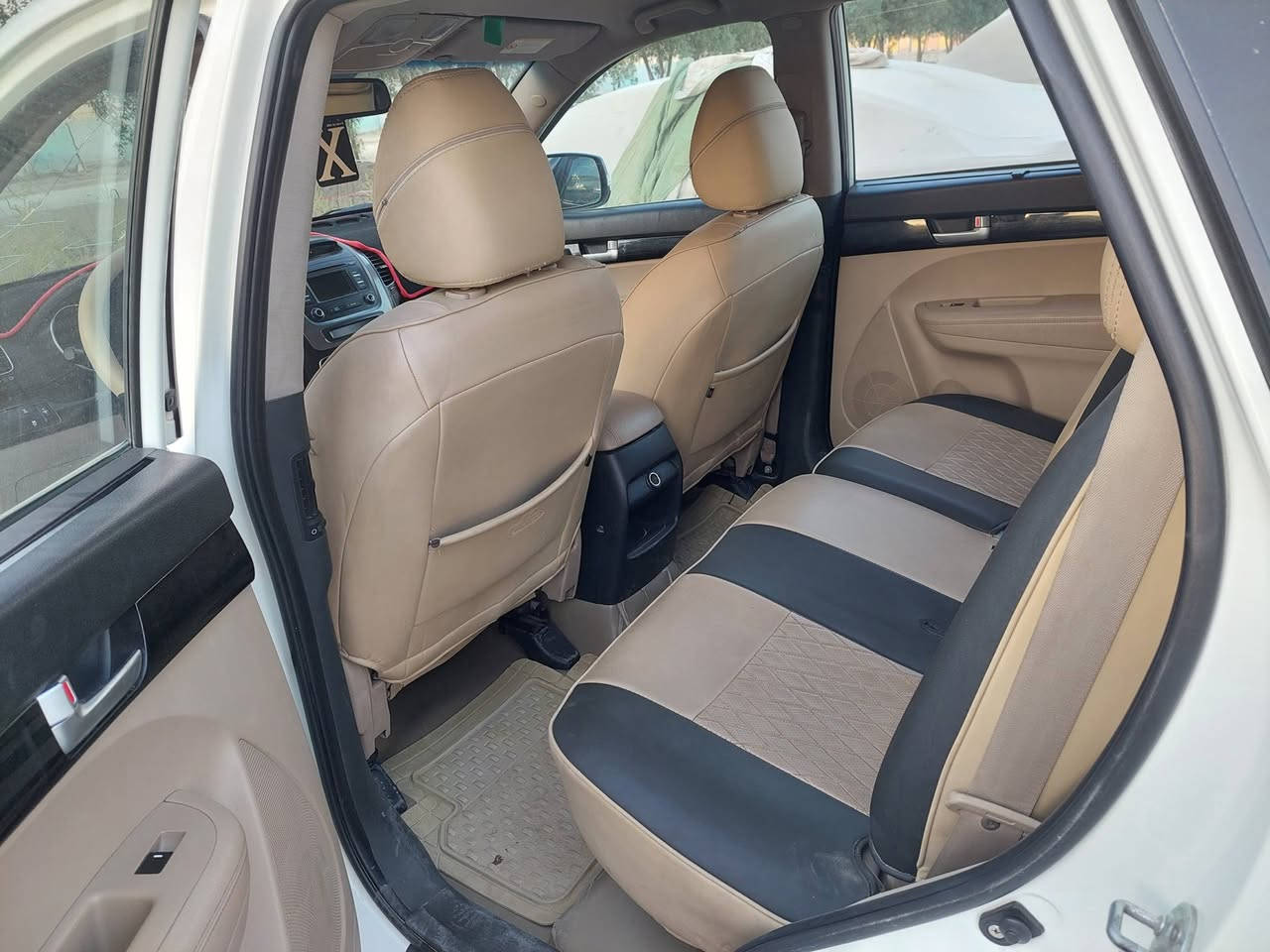 البيع سورنتو فول ماعده بنرامه سياره جاهزه سته سلندر السونار كدامك محرك مفتوح كازكيت السياره مال جناي اذا اكو مراوس حسب القناعه إلنترا العنوان بغداد بسمي *********** السعر ١٨٠وبيه مجال الطيبين  الدولي شبيه سونار كدامك وبيع عل سونار الموجود
