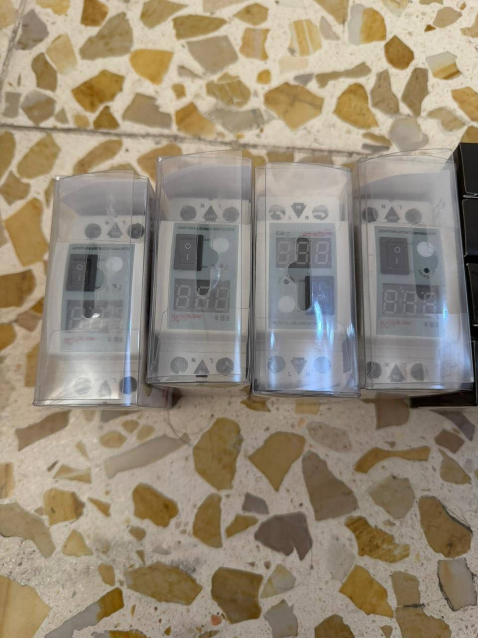 ترامل نحاس + متغيرة ماليزي 
للبيع 
الاسعار راسل الصفحة


**إذا كنت صاحب هذا الإعلان وتريد حذفه لأي سبب، رجاءا أرسل رسالة إلى الدعم الفني**