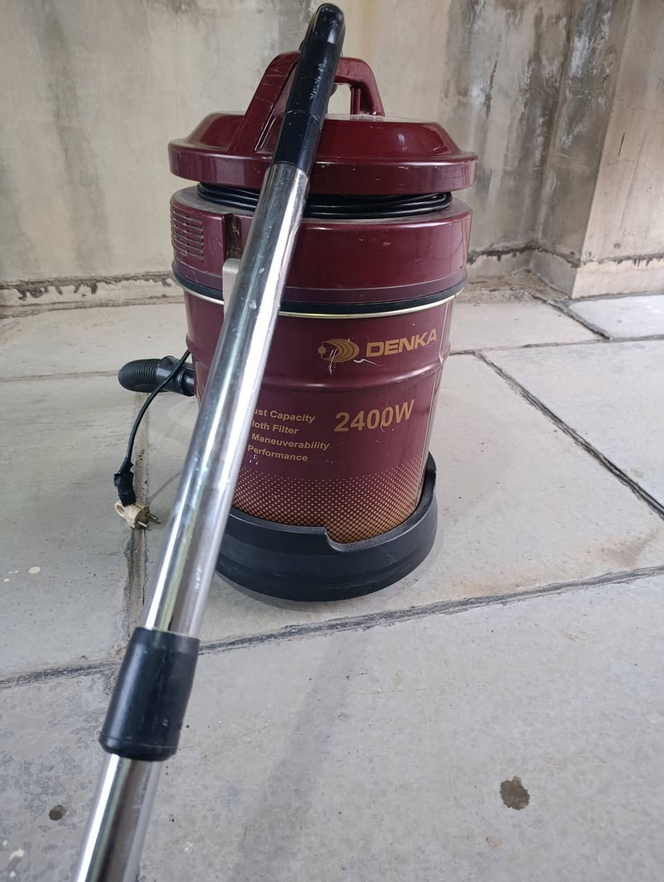 سلام عليكم مكنسه كهربائيه نوعيه DENKA للبيع ب ٣٠الف شرط شغل وبه مجال رقم ***********
