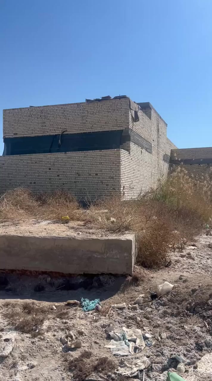 السلام عليكم
قطعة ارض للبيع المساحة 100م تحتوي ع بتلو كما موضح أدناه المكان حي التركمان قرب المحمدية تقع ع شارع الجديد (قيد التنفيذ ) وأيضاً ع بعد 3 أمتار من التبليط الفرعي للاستفسار اكثر الاتصال على الرقم التالي *********** 
السعر مناسب مع السوق 🤍
