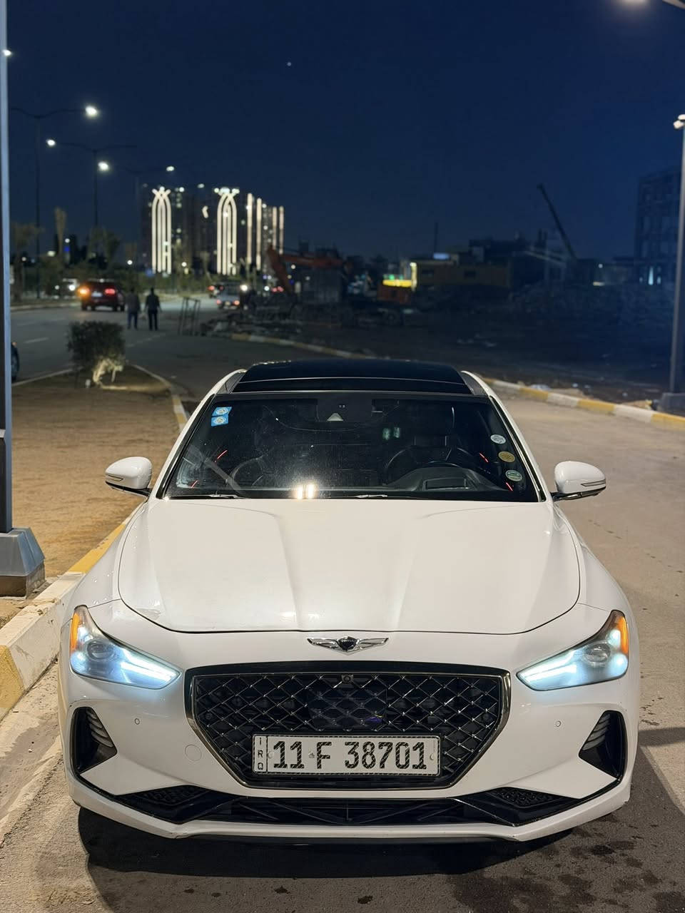 السلام عليكم
للبيع 2019 GENESIS G70 
V6 twin turbo 🚀
المواصفات السياره برستيج يعني تجي فول فول مواصفات 
1- بانوراما
2- بصمة
3- رادار أمامي جانبي خلفي 360 درجه 
4- شفتات بالستيرن
5- بريك تلقائي + تحذيرات صوتيه
6- تدفئة مرايا جانبيه
7- كشنات أمامية تدفئة + تبريد والكشنات الخلفية تدفئة
8- كشنات كهرباء السائق والراكب
9- دبل جام بلادي
10- حساسات خلفية + أمامية
12- مري جانبية قلاب عند الرجوع للخلف + نقاط عمياء
13- هاند بريك بصمه + اوتو هولد
14- خاصية الصعود المريح للكشن + خزن ميموري للكشن
15- نظام صوت ليكسيكون 17 سماعة
16- علامة جينيسيس ضوئية عند الاقتراب 
17- أنظمة قيادة نورمل وايكو وسبورت و 
18- كامراات 360درجه
18- ستيرن كهرباء
19- كير 8 نمر 
ملاحظة السياره احلى من الصور  
حادثهه قبق صندوك ومبدل بلادي نفس اللون وبيه بالعراق طخه ونصبغ الجاملغ الخلفي
السياره جاهزه وتبريد وحداديه 
محرك كير اكسل كفاله
السعر 193 وبي مجال قليل حك الجيه
ترهم مراوس حسب القناعة
مكان السياره حي اور او حي الجهاد
***********
