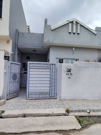 البيت الإيجار مزارع زيونه جمعية العدل مقاطعه ٨٣ مساحه ١٠٠متر طابق واحد...