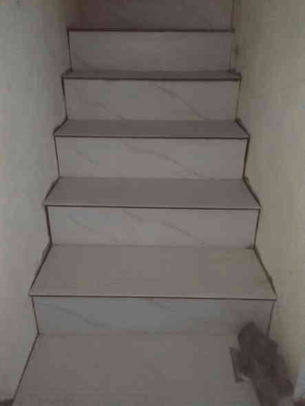 خلفه مصري شغل درجه اولى ليزر وقضبان تسليم مهندسين كاشى ومرمر وبايات بورسلين لتواصل ***********
