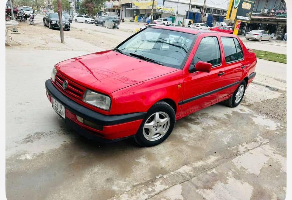 فينتو 93 للبيع فقط رقم بغداد بأسمي السياره جاهزه من كلشي محرك 2000 كير اوتو . معروضه ب42 للاستفسار ***********
