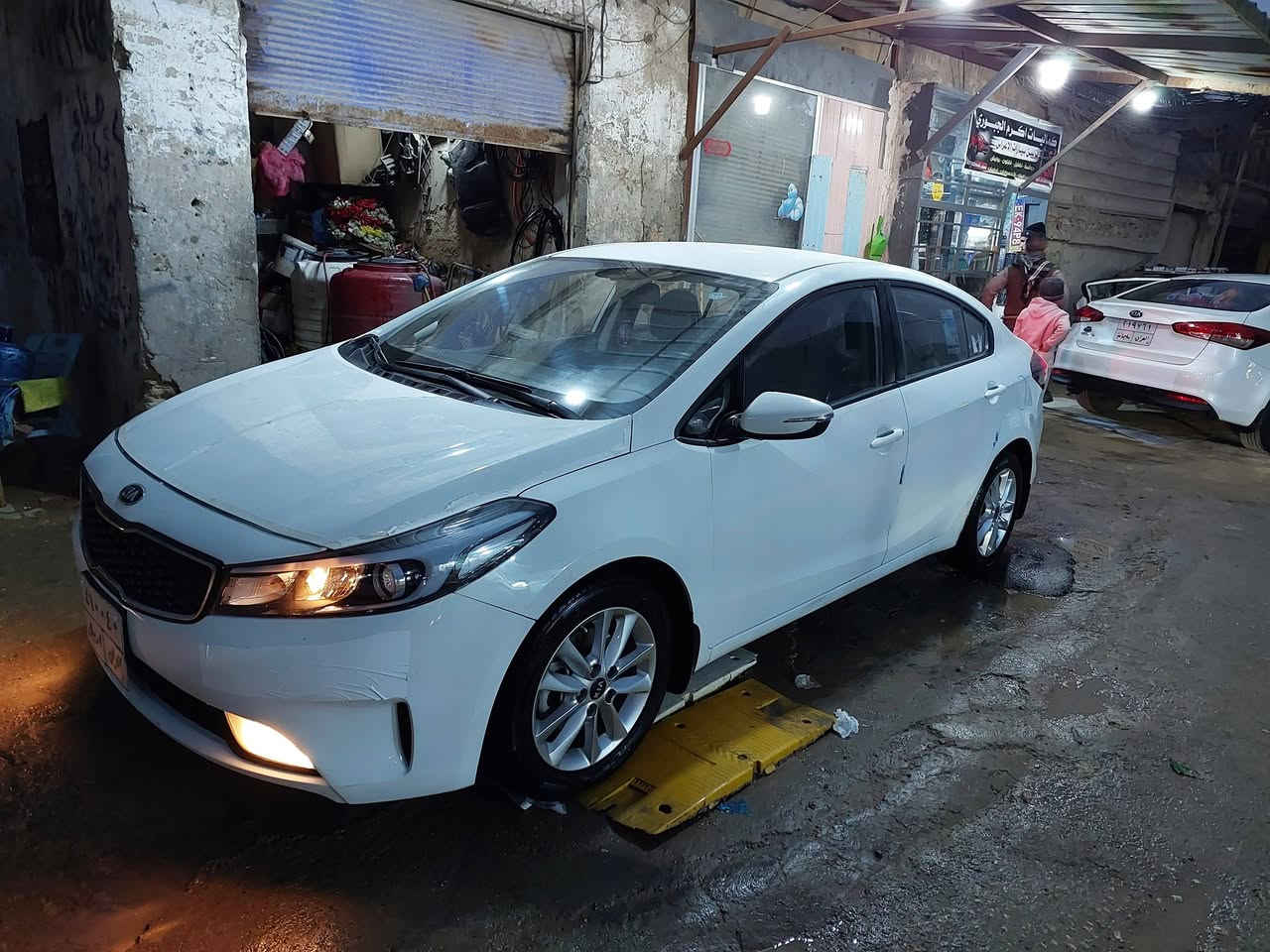 سلام عليكم سيراتو 2017 خليجي رقم اربيل بسم شركه تريد وكاله تريد تحويل سياره مكفوله  كفاله عامه ماعده حالوب بصيط السعر 130 بيه مجال بصيط الشراي يتصل غير متواجد عل فيس الرقم *********** مكاني نجف ناحيه الحريه
