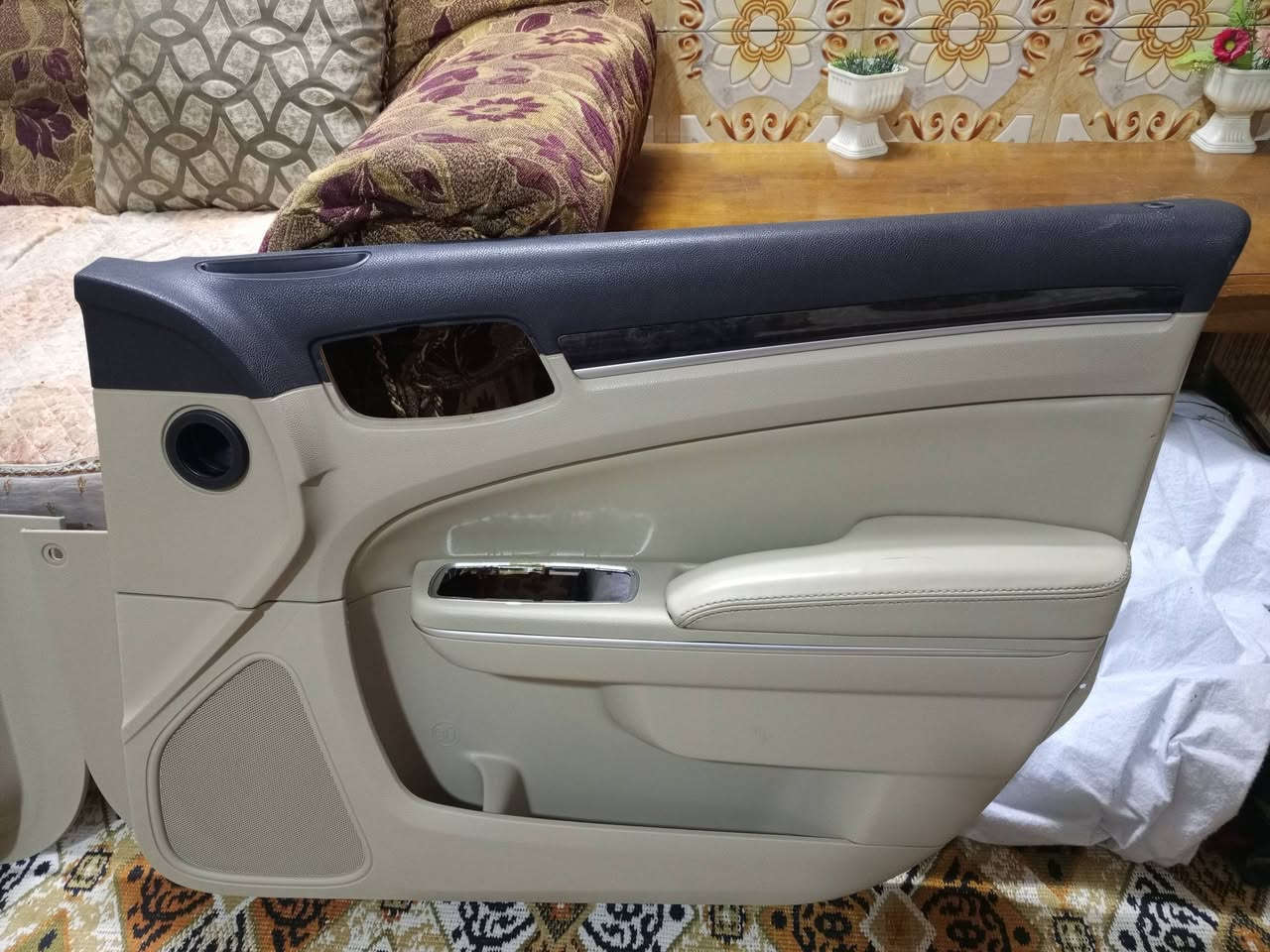 سلام عليكم ابطاين وبامه سعر200عضمات زوج سعر20فرس50جكمجه 15عضمات حزام 35صفاحيات فري 40شراي يتصل ***********
