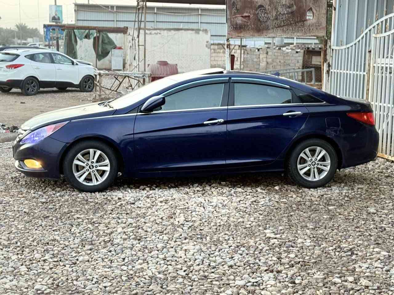 بيع او مراوس حسب القناعة
هونداي سوناتا 2011 فووول مواصفات 1/1 سبورت وارد أمريكي لون حبري ضررها فقط هلال جاملغ خلفي جهة السائق وبيه طخة واضحه بالصور بالجاملغ العكسه سياره نضيفه جدا رقم بغداد مشروع وطني تحويل مباشر سنويه جديده مواصفات فول :

بصمة تشغيل وبيبان ويل كب فتحة سقف كشنات كهرباء وتدفئة شاشه كبيره وكامرة خلفيه دبل صالنصة يعني مواصفات الفول معروفه محرك كير صدر تخم تاير كله مكفول وجاهز

 السعر 108$ وبيه مجال للشراي يدلل مكاني بابل ناحية الشوملي 

للاستفسار : ***********
