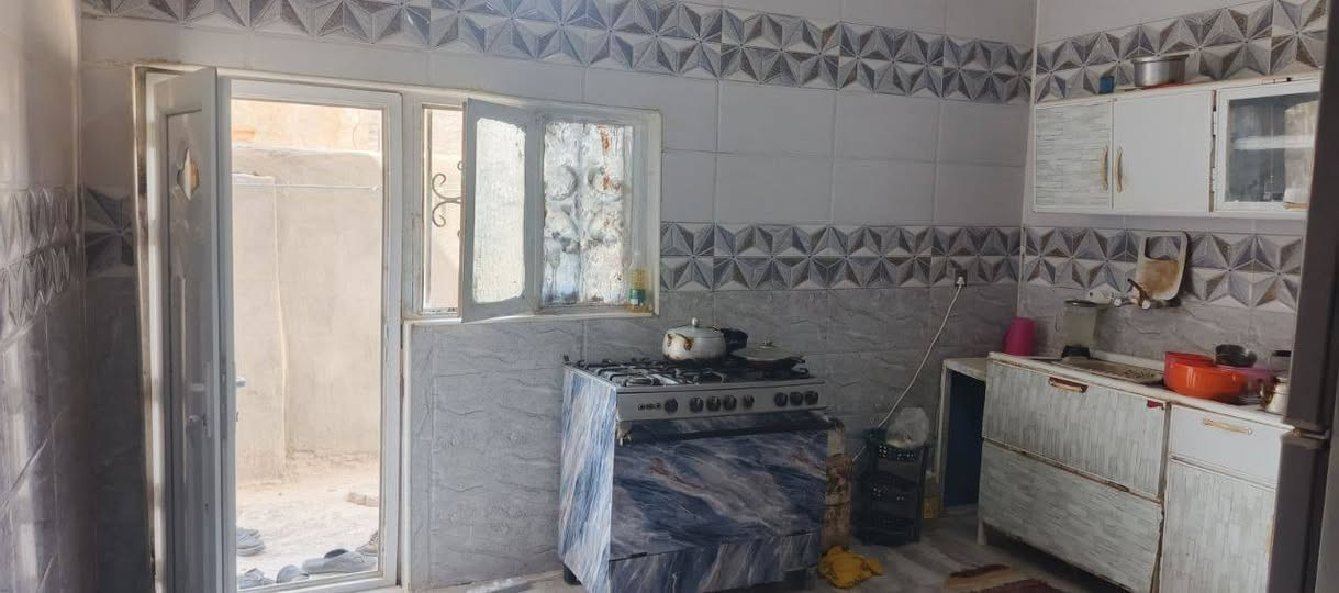 السلام عليكم 

بيت طابو زراعي سند 25 للبيع المساحه 240 يحتوي على 

غرفتين وصاله وأستقبال ومطبخ وصحيات العنوان طويريج 

الحولي مقابيل أم الهوى ثاني بيت عن الحولي السعر 80 للأستفسار أكثر 
***********
*********** تابع الصفحه ليصلك كل ما هوه جديد
