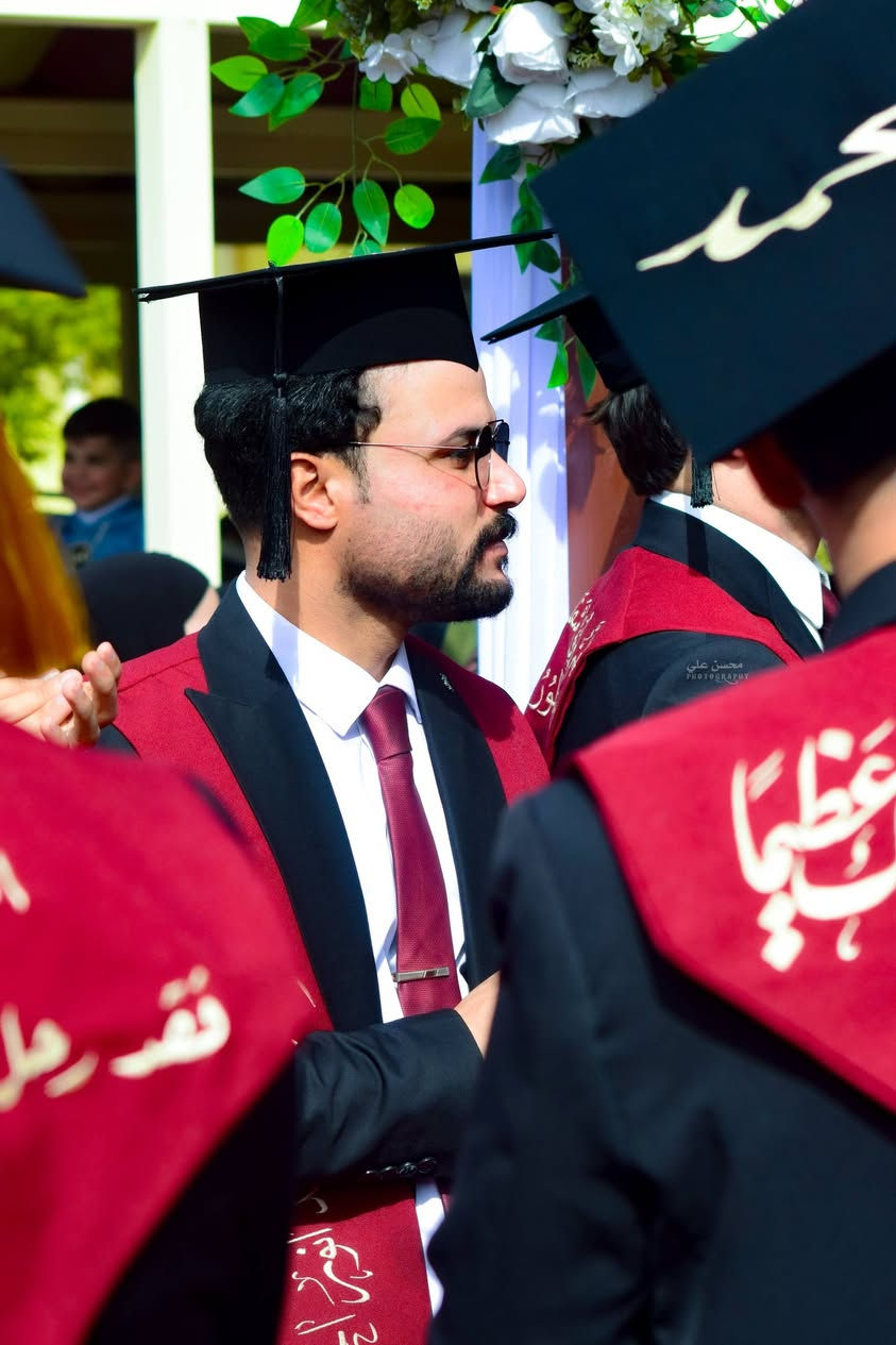 حفل تخرج الاخ الطيب
المصرفي #سيدانورالحسيني 
#جامعةواسط_ادارةواقتصاد
عدسة #المصور_محسن_علي 📸
باقي الصور في قناتي التلگرام
https://t.me/x12w4
للحجز ***********
