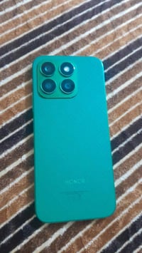 هونر X8b • ٢٥٦ جيجابايت • كاميرا ١٠٨ ميجابكسل