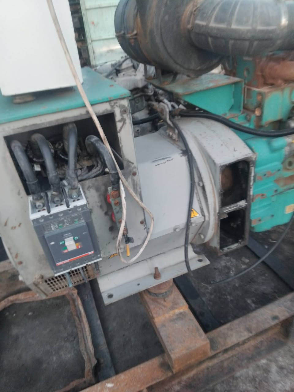 كمنز ١٢ولف توليد ١٥٠ كيفي 
اتصال ***********
***********
