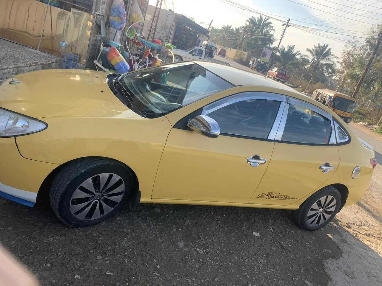 السلام عليكم. النترا. 2010.  كير عادي. مكينة 2000 دوش السيارة. بيه  بدايت تبخير من المحرك فقط. يبين لمن تنفخ. الباقي. كله جديد. تايرات. تخم جديد ولله. حدادية كله جديد علة ايدي. 
سيارة. تخم ويل خليتله  سيارة. بسمي.  تحويل ثاني يوم 
سيارة. شاشة تاب تحكم ستيرن. كامله. من كل النواحي. رقم. سيارة. ديالى. السعر. 80. المكان  بغداد راشدية. رقمي ***********
